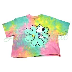 Peanuts Snoopy Tie Dye  Crop Top Size M NWOT Colorful Bright Green Pink Size M